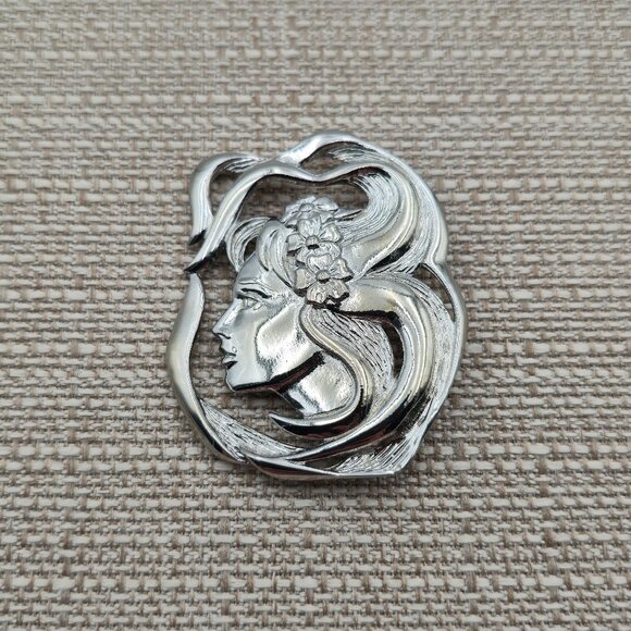 Silver Tone Large Womans Profile Flower Pin Brooch B552 - Picture 1 of 6
